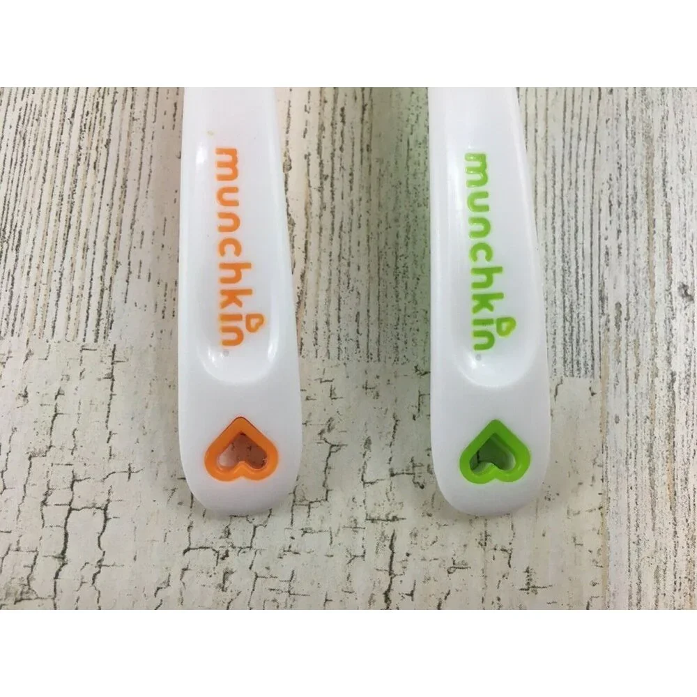 Munchkin Lot of 2 Baby Infant Spoons Plastic Flat
